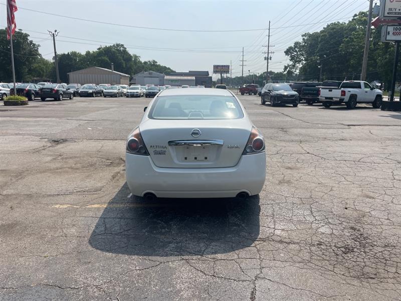 Nissan Altima 2.5 S 2012