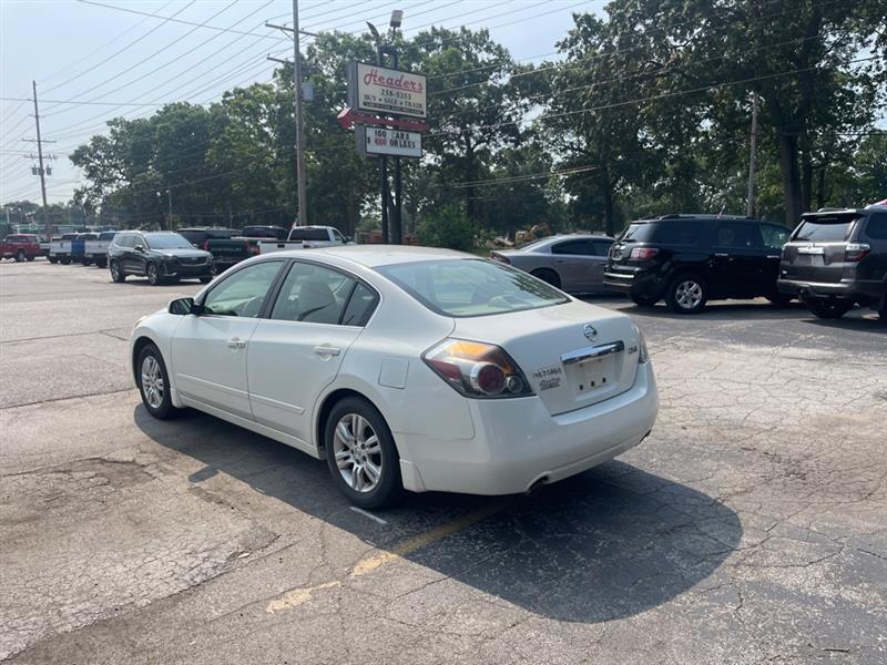 Nissan Altima 2.5 S 2012