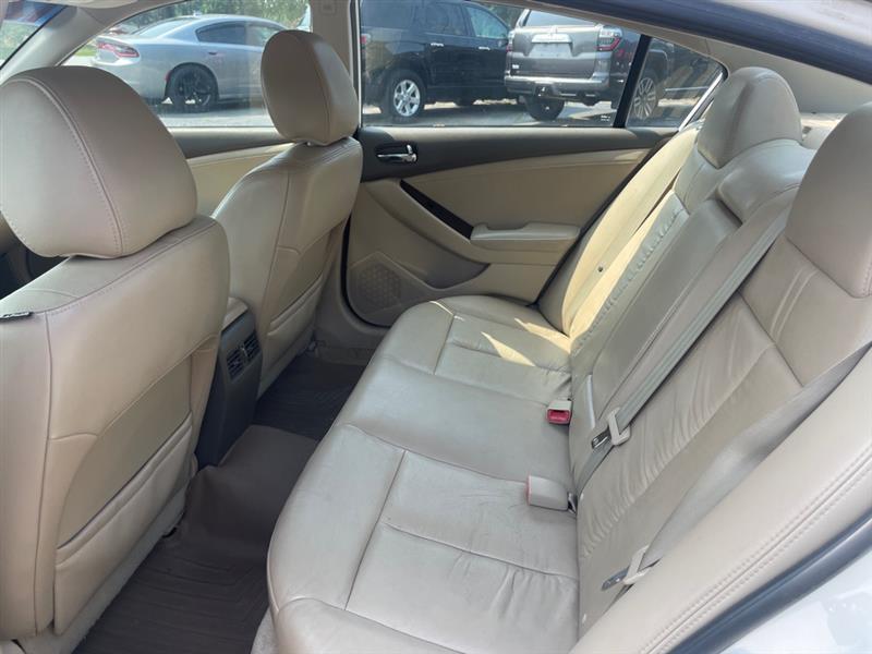 Nissan Altima 2.5 S 2012