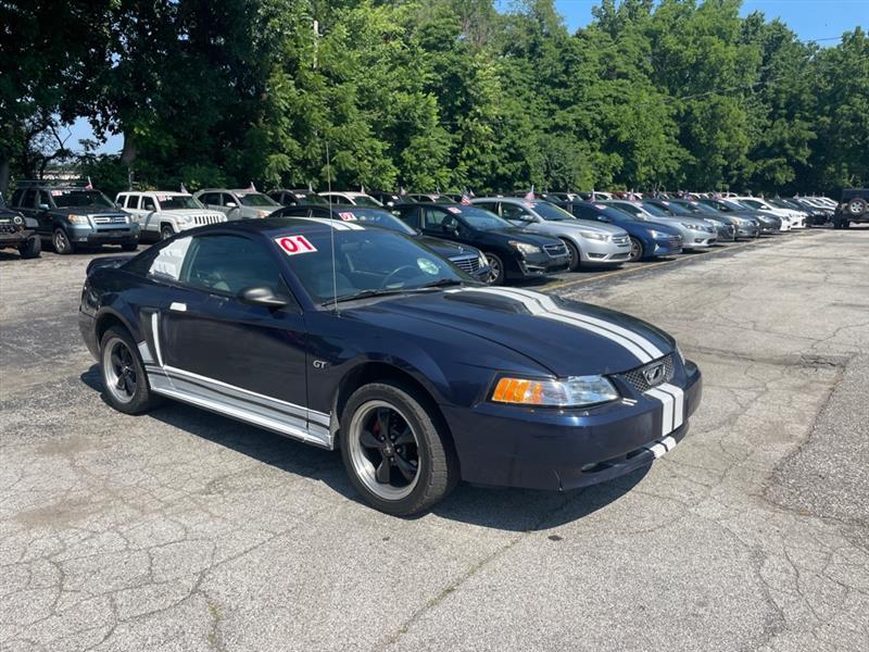 Ford Mustang Bullitt GT 2001