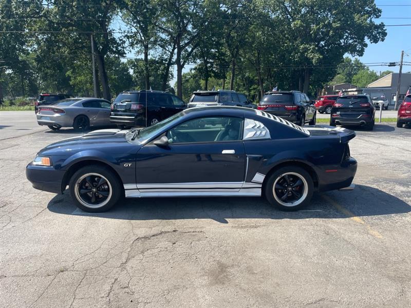 Ford Mustang Bullitt GT 2001