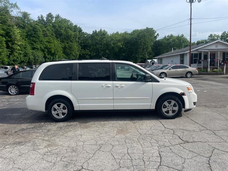 Dodge Grand Caravan SE 2010
