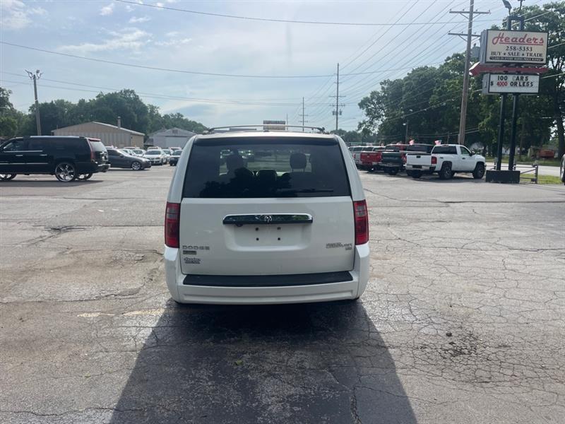 Dodge Grand Caravan SE 2010
