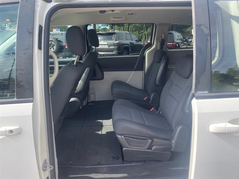 Dodge Grand Caravan SE 2010