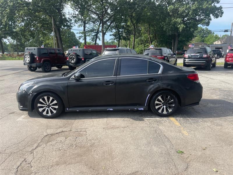 Subaru Legacy 3.6R Limited 2011