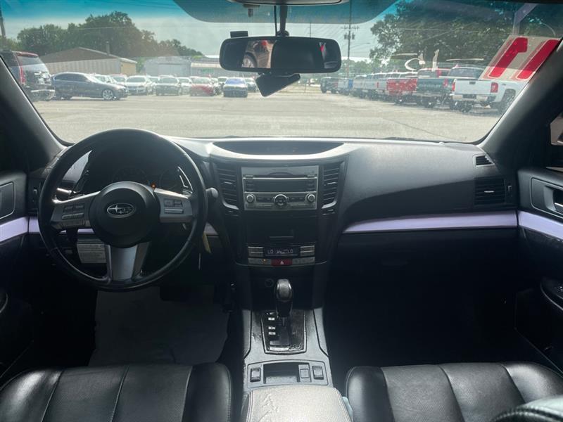 Subaru Legacy 3.6R Limited 2011