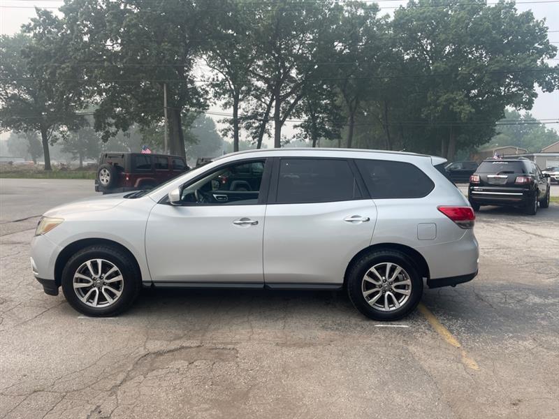 Nissan Pathfinder S 4WD 2013