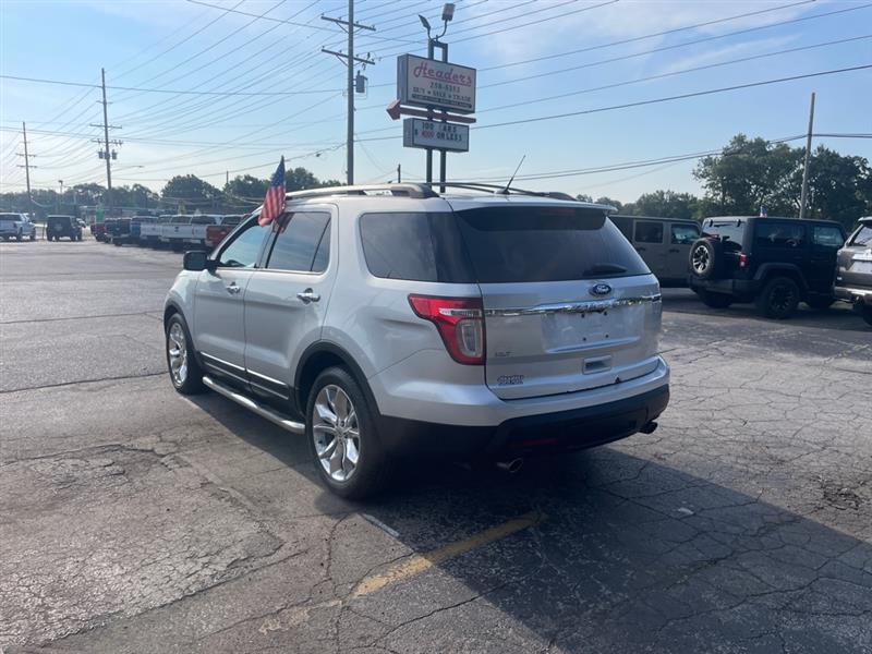 Ford Explorer XLT FWD 2011