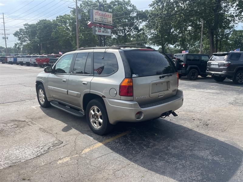 GMC Envoy SLE 4WD 2002