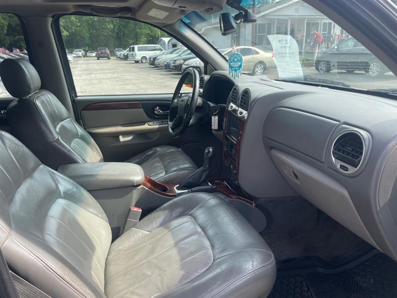 GMC Envoy SLE 4WD 2002