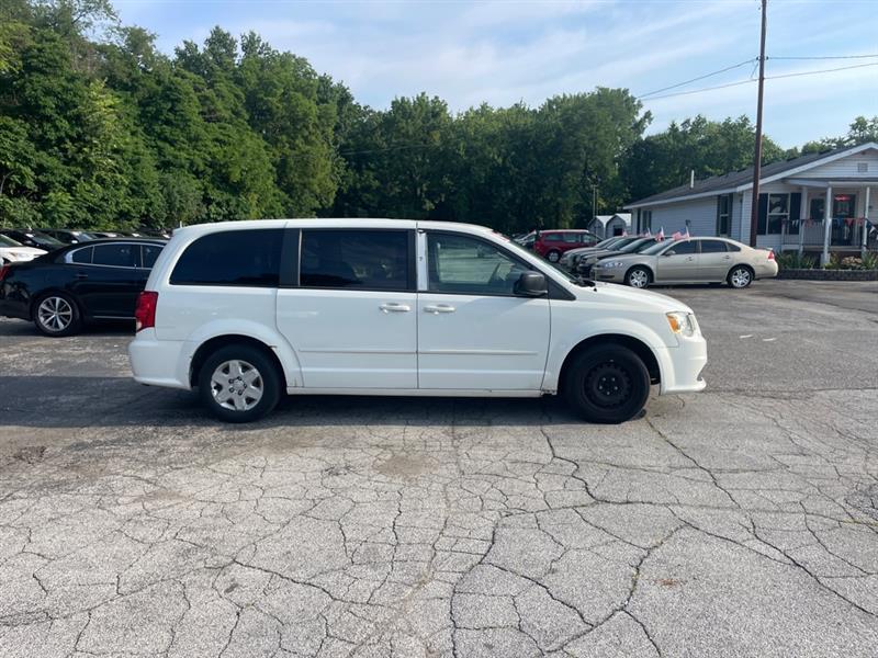 Dodge Grand Caravan SE 2012