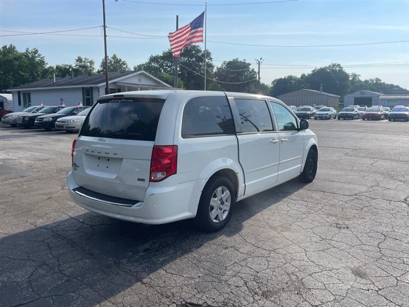 Dodge Grand Caravan SE 2012