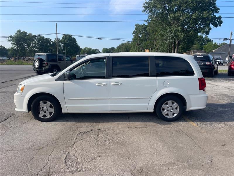 Dodge Grand Caravan SE 2012