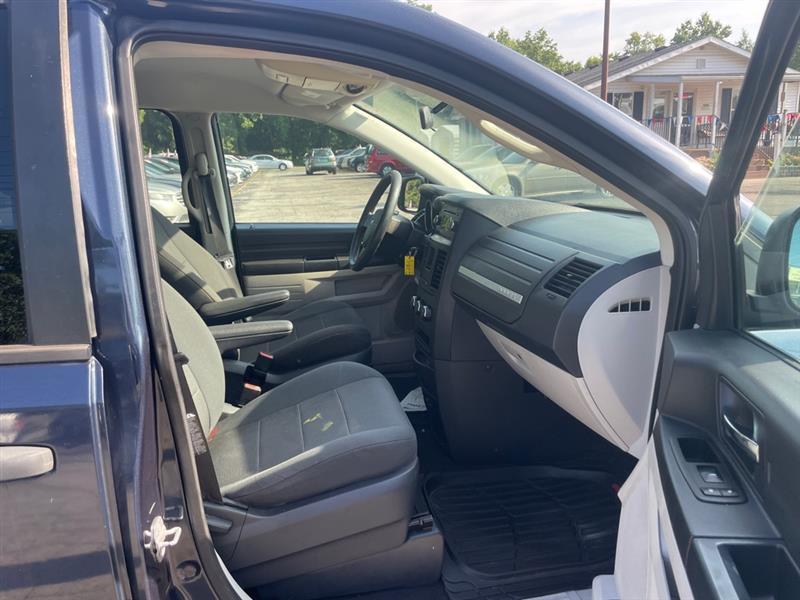 Dodge Grand Caravan SE 2008