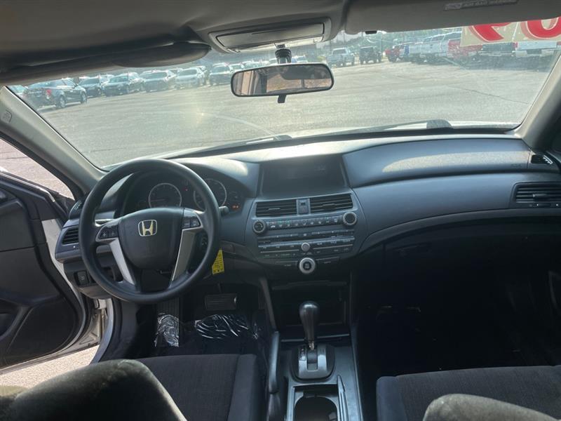 Honda Accord LX-P Sedan AT 2009