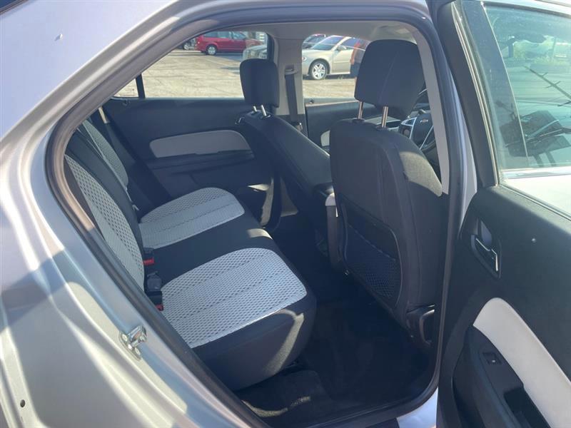 Chevrolet Equinox LS AWD 2011
