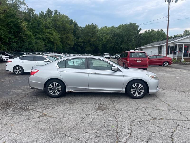 Honda Accord LX Sedan CVT 2013