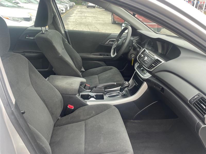 Honda Accord LX Sedan CVT 2013