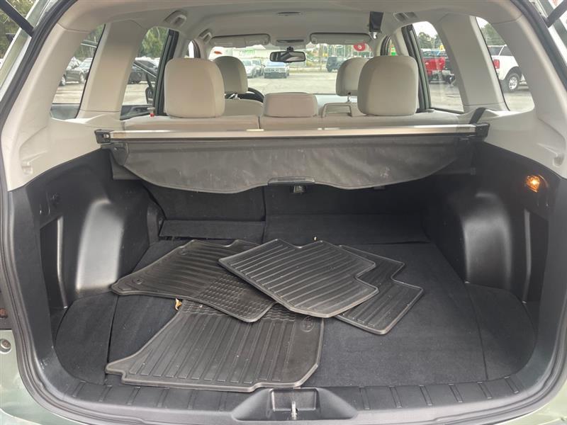 Subaru Forester 2.5i Premium PZEV CVT 2016