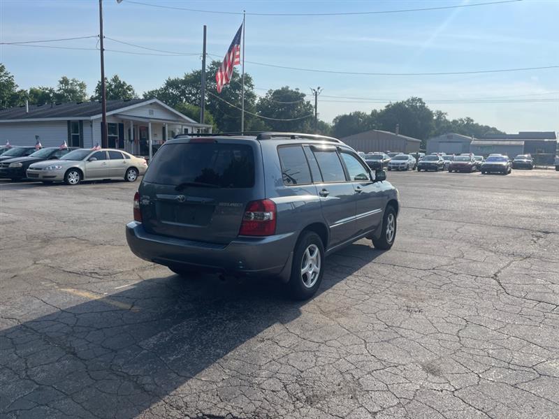 Toyota Highlander 2WD with 3rd-Row Seat 2006