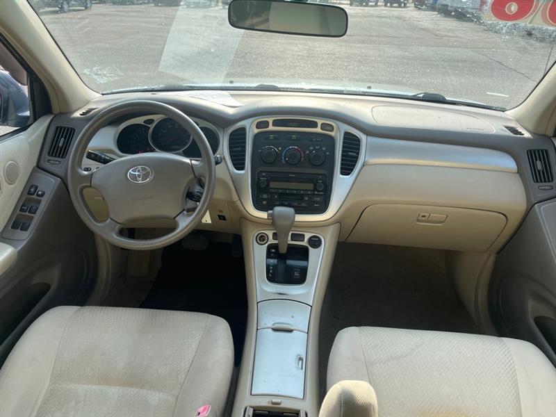 Toyota Highlander 2WD with 3rd-Row Seat 2006
