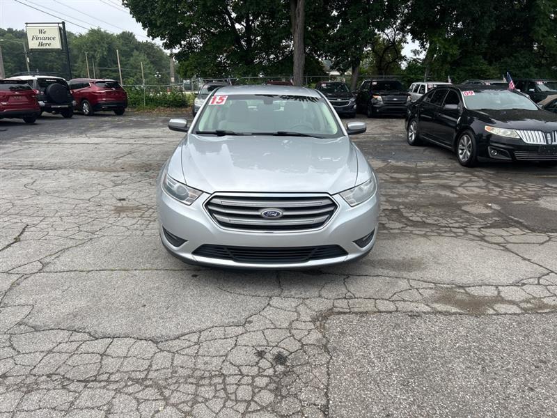 Ford Taurus SEL FWD 2015