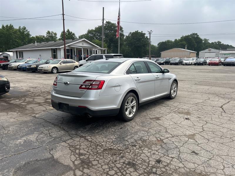 Ford Taurus SEL FWD 2015