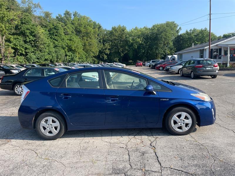 Toyota Prius Prius V 2010