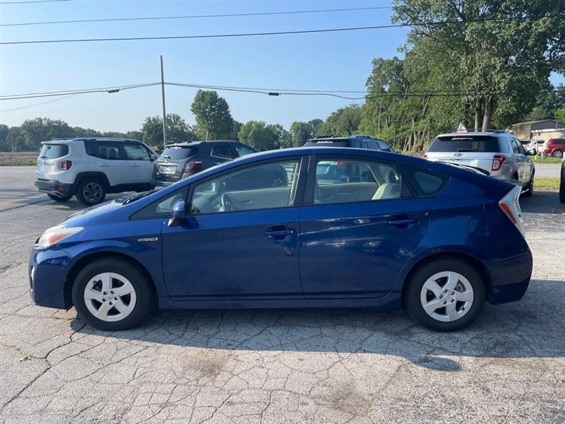 Toyota Prius Prius V 2010