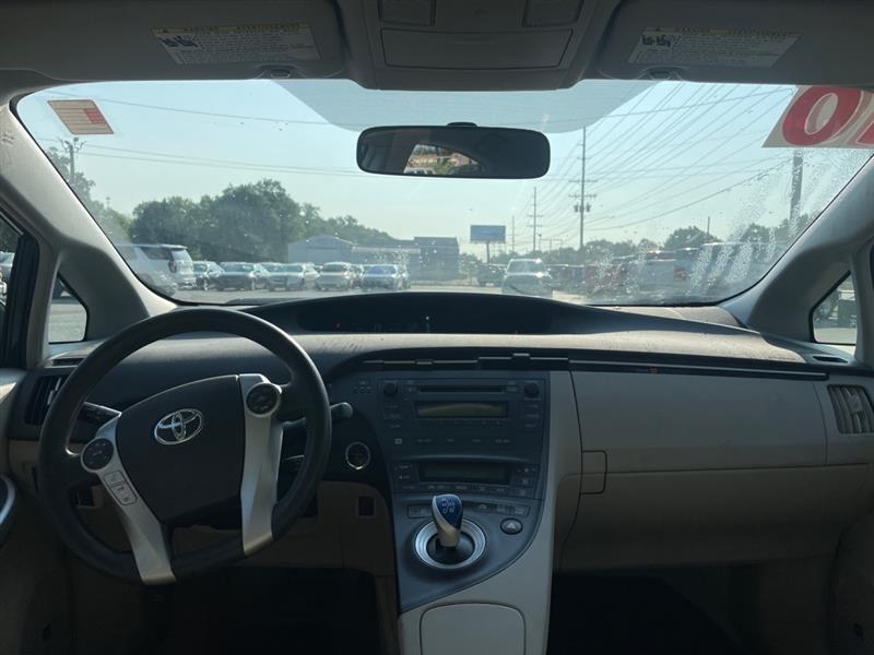 Toyota Prius Prius V 2010