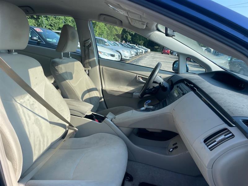 Toyota Prius Prius V 2010