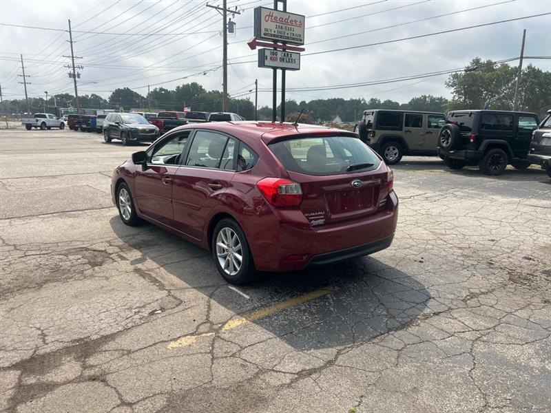 Subaru Impreza 2.0i Premium 5-Door 2013