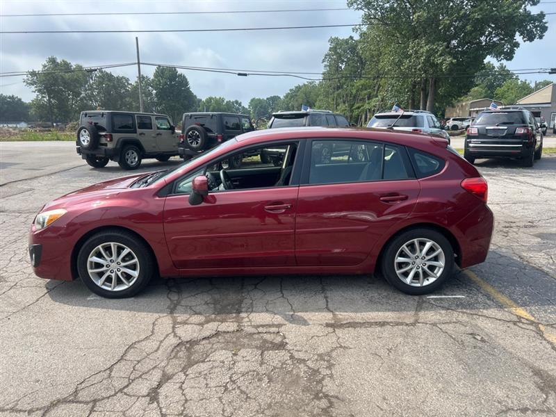 Subaru Impreza 2.0i Premium 5-Door 2013