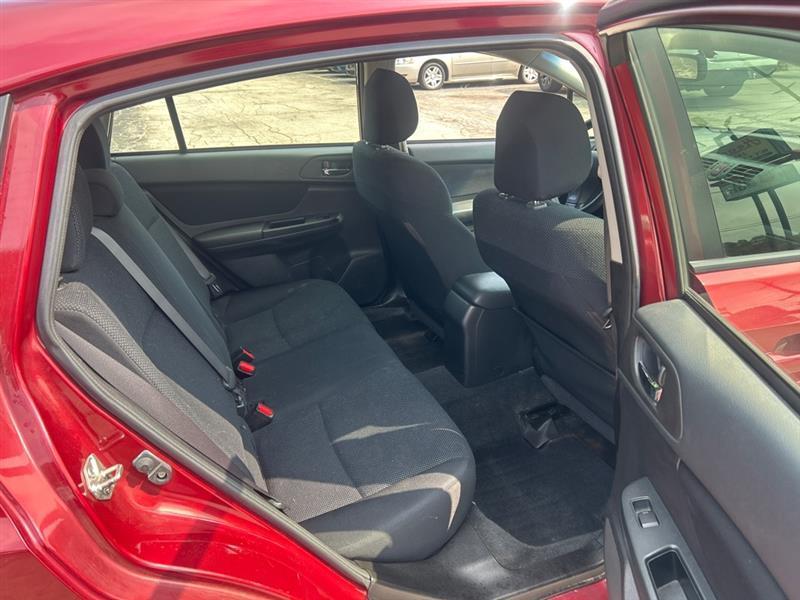 Subaru Impreza 2.0i Premium 5-Door 2013