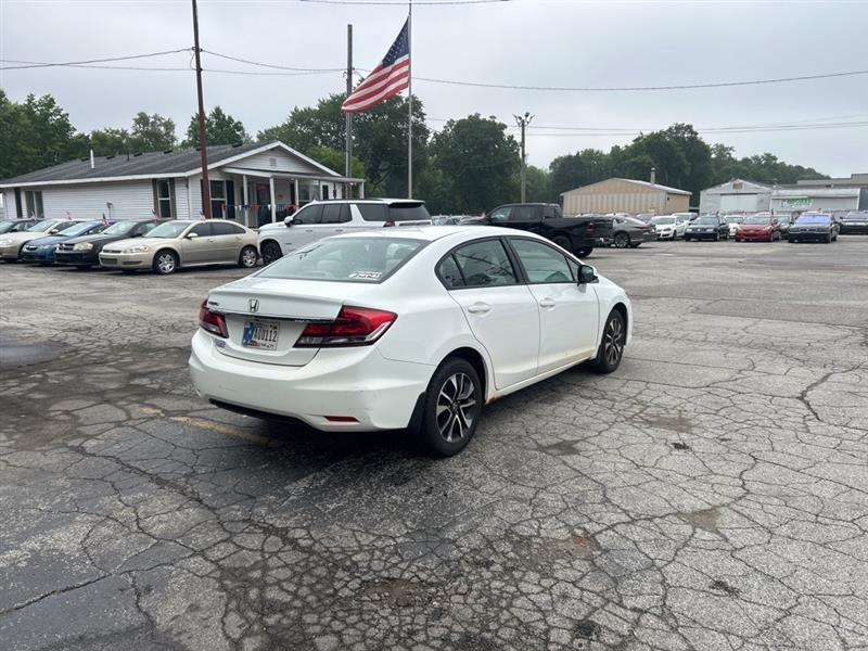 Honda Civic EX Sedan 5-Speed AT 2013