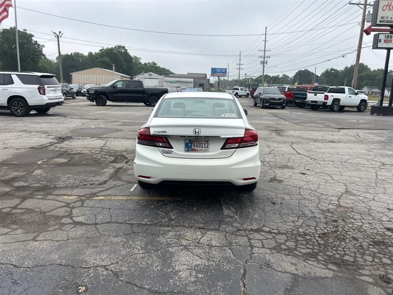 Honda Civic EX Sedan 5-Speed AT 2013