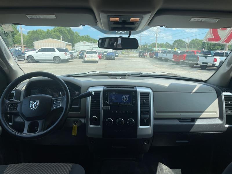 Dodge 2500 SLT Crew Cab SWB 4WD 2012
