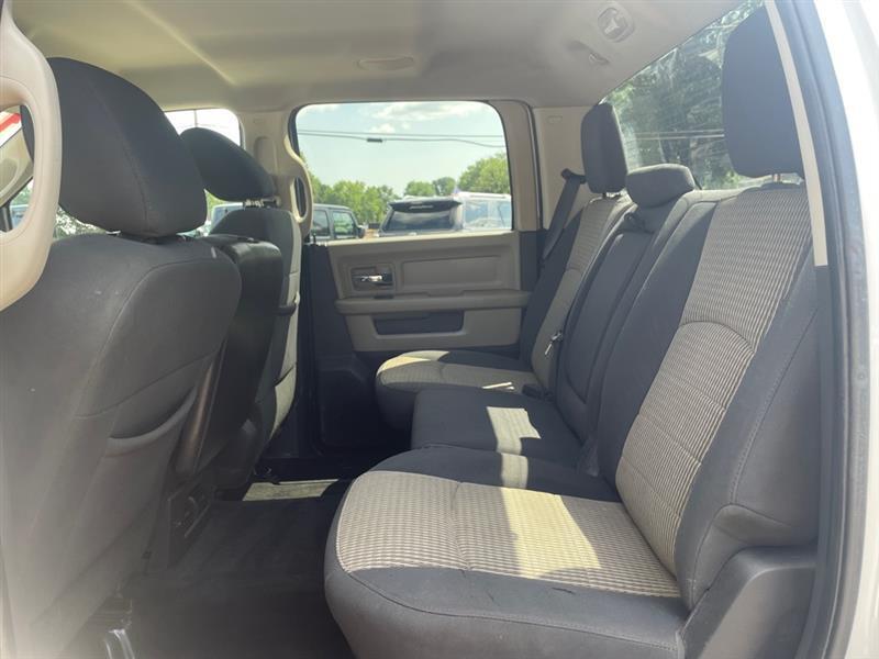 Dodge 2500 SLT Crew Cab SWB 4WD 2012