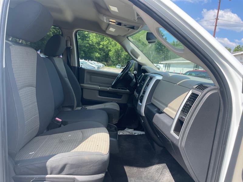 Dodge 2500 SLT Crew Cab SWB 4WD 2012