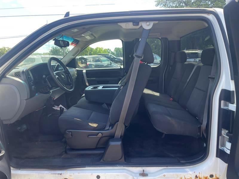 Chevrolet Silverado 1500 LS Extended Cab 4WD 2010
