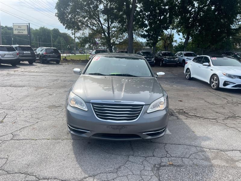 Chrysler 200 Limited 2012