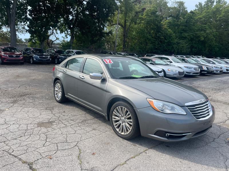 Chrysler 200 Limited 2012