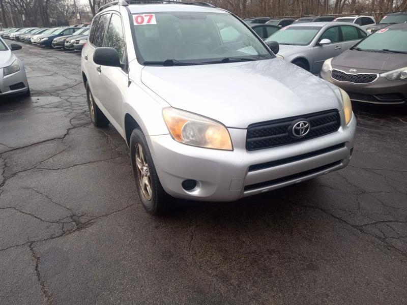 Toyota RAV4 Base I4 2WD 2007