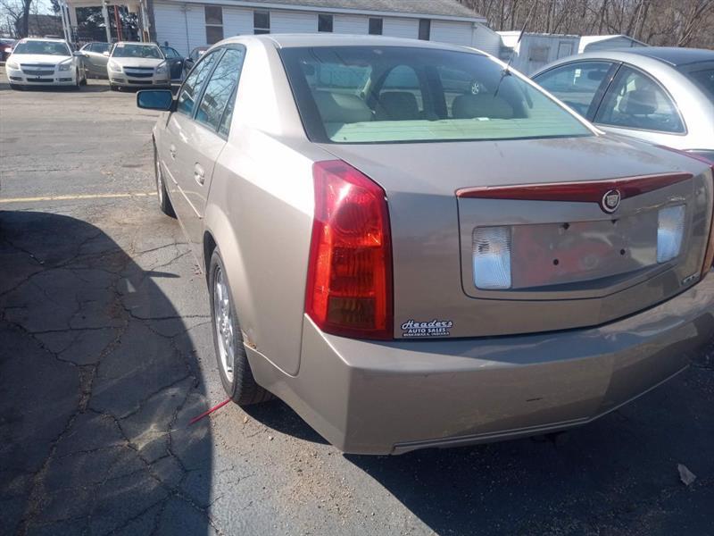Cadillac CTS Base 2003