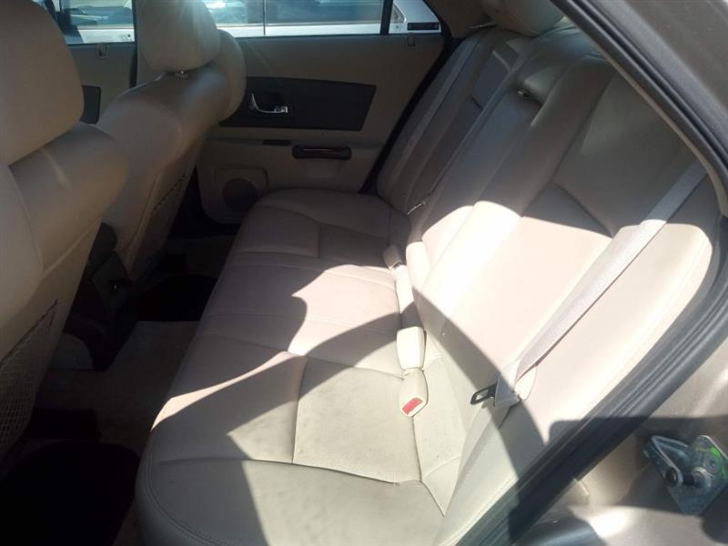 Cadillac CTS Base 2003