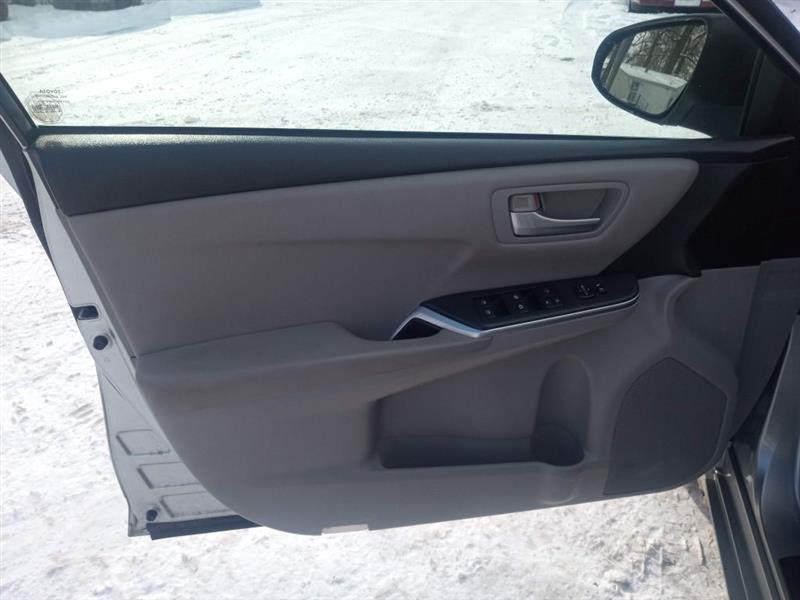 Toyota Camry LE 2015