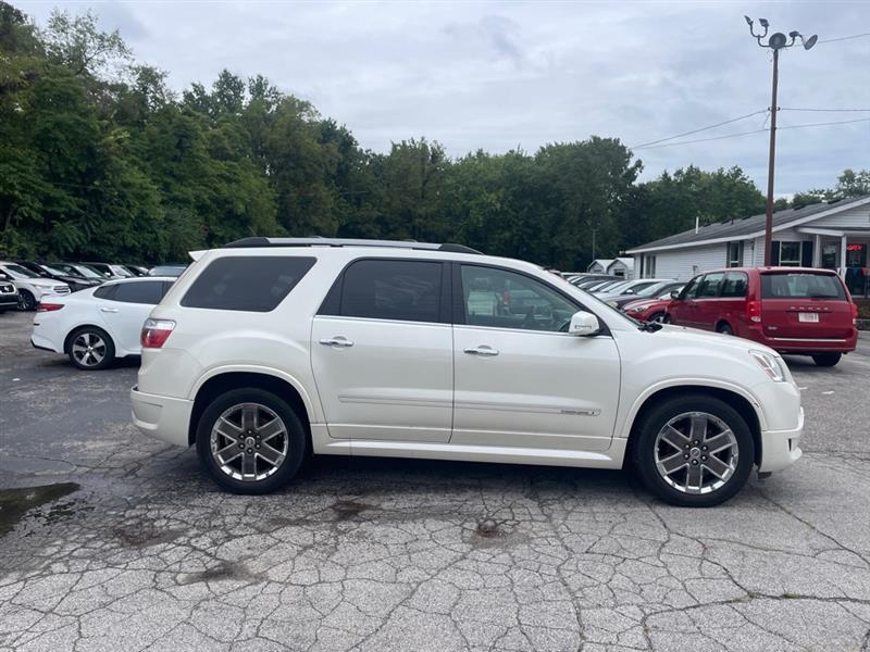GMC Acadia Denali AWD 2012