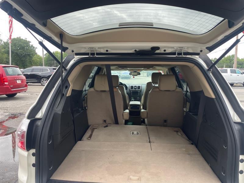 GMC Acadia Denali AWD 2012