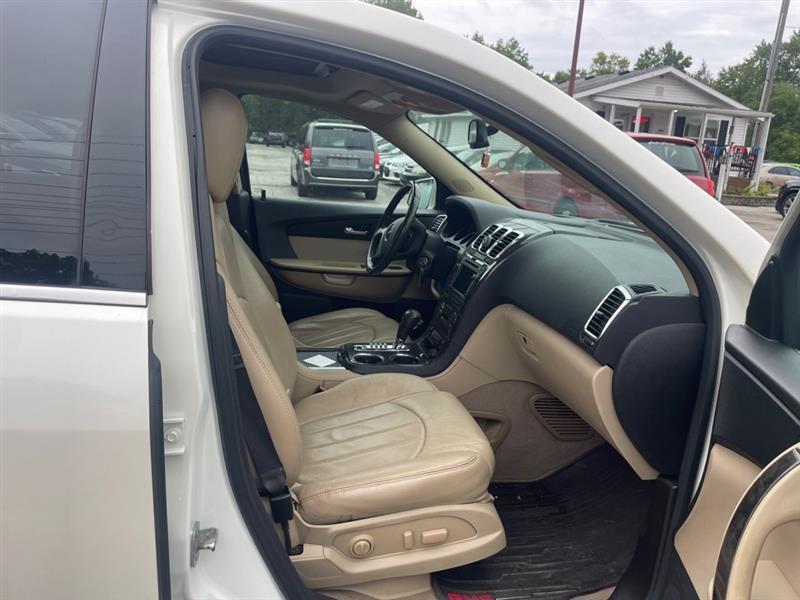 GMC Acadia Denali AWD 2012