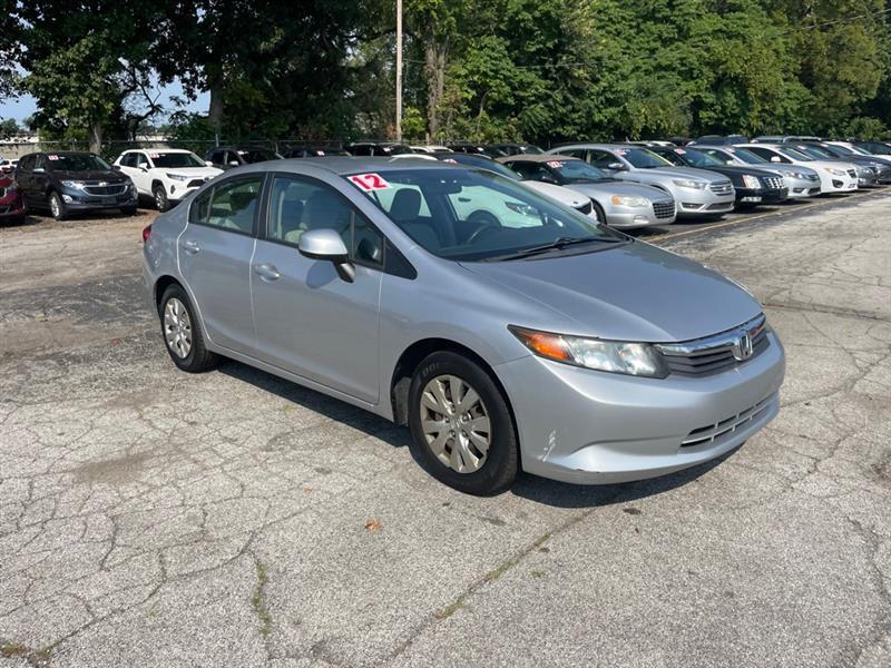 Honda Civic LX Sedan 5-Speed AT 2012